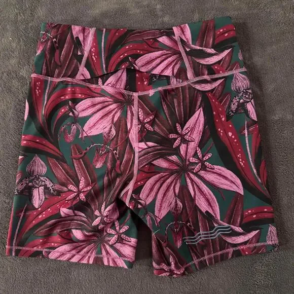 Janji Floral Print W Pace Running Shorts Size Medium - Picture 2 of 4
